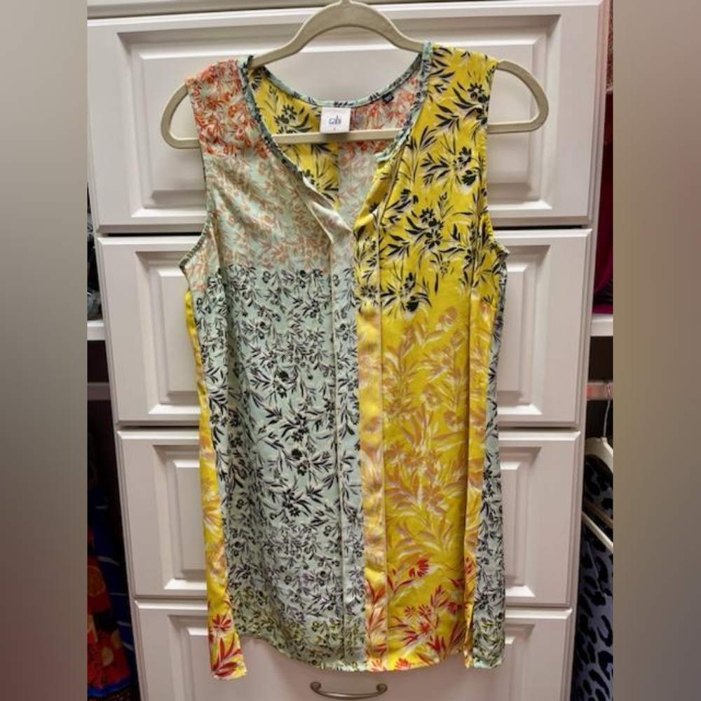 Cabi Tropical Print Sleeveless Top